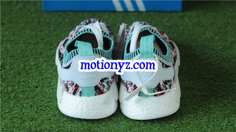 Real Boost SNSxAdidas NMD R1 Datamosh